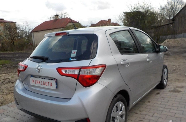 Toyota Yaris cena 20900 przebieg: 23514, rok produkcji 2019 z Stęszew małe 301